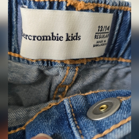 Abercrombie kids denim skirt size 13-14 regular - Picture 2 of 8